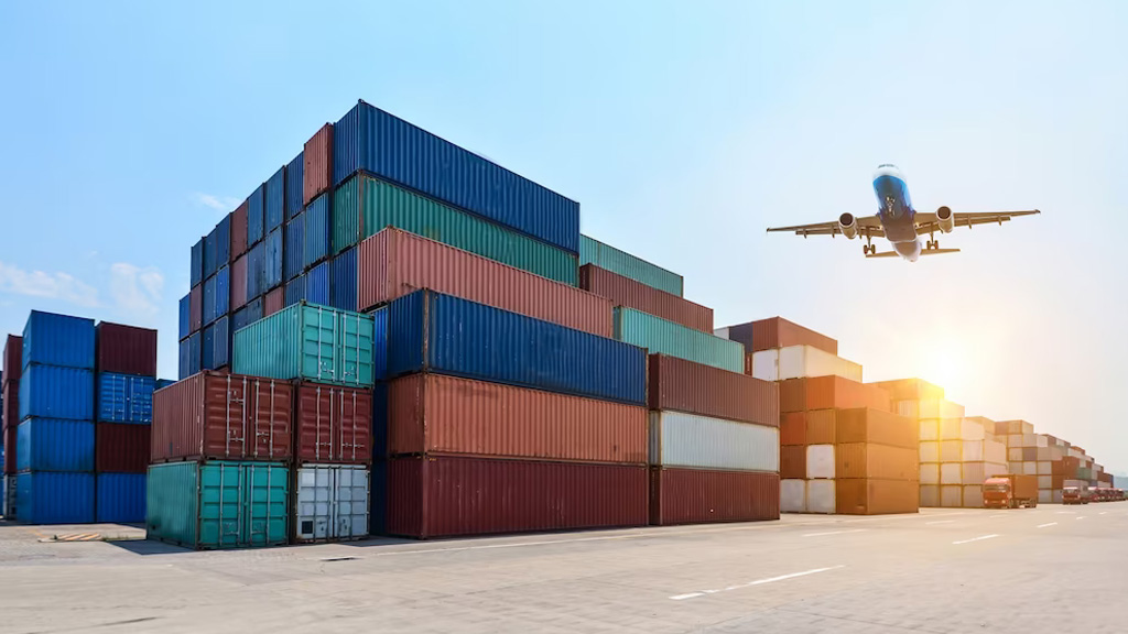 Enviar por vía aérea el equivalente a 13 mil contenedores mensuales a los destinos de exportación no sería tan fácil, expone la Agexport